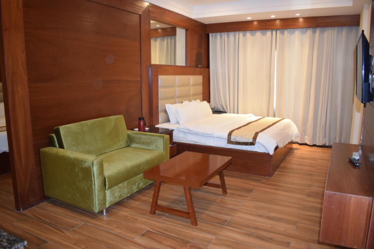 Hotel Ambica Katra Katra  Dış mekan fotoğraf