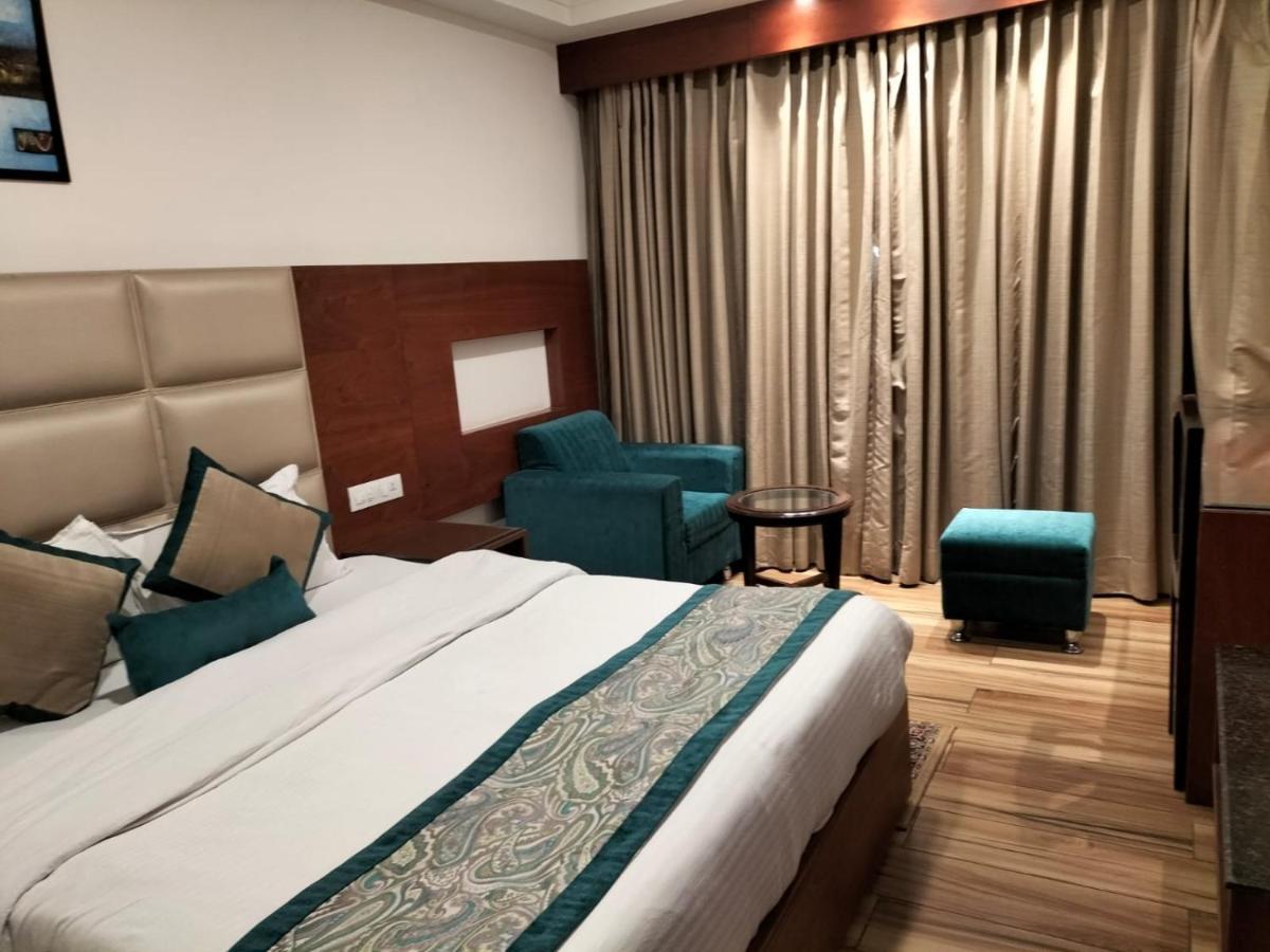 Hotel Ambica Katra Katra  Dış mekan fotoğraf