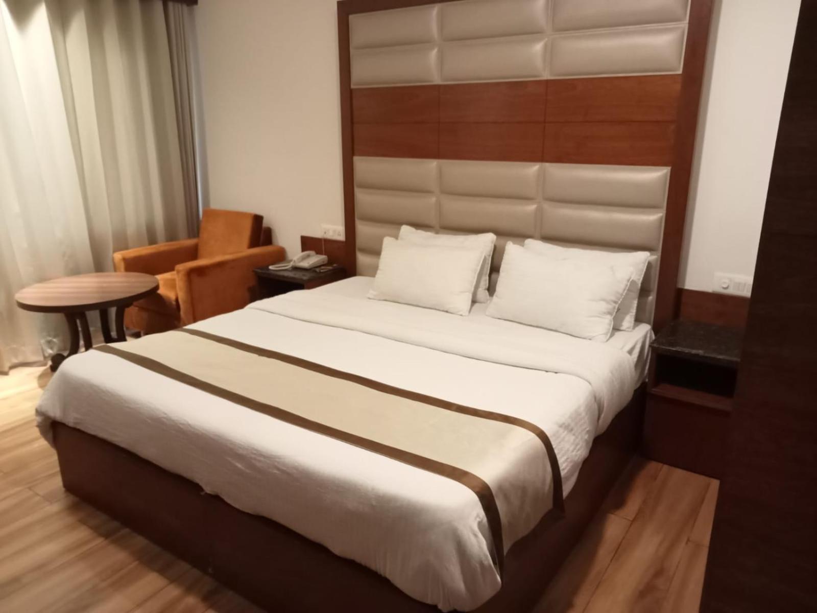 Hotel Ambica Katra Katra  Dış mekan fotoğraf